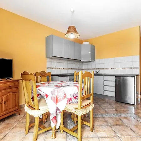 Apartment Near The Beach, Big Terrace With Sea Views, Wifi And Parking *